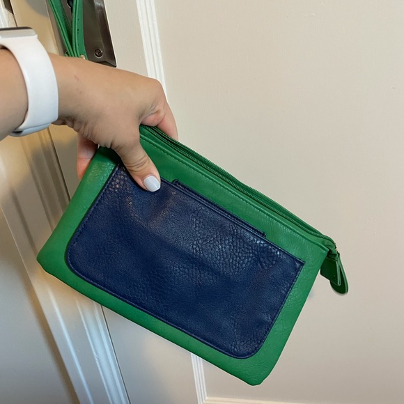 Charming Charlie purse - Picture 4 of 4